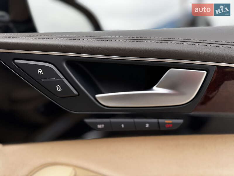 Седан Audi A8 2011 в Житомире фото 65 Седан Audi A8 2011 в Житомире