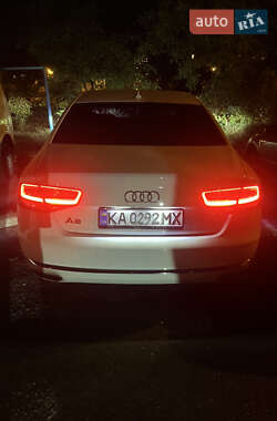 Седан Audi A8 2012 в Києві