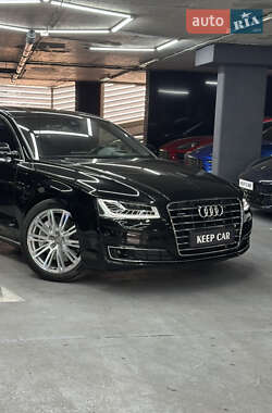 Седан Audi A8 2014 в 