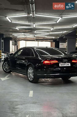 Седан Audi A8 2014 в 