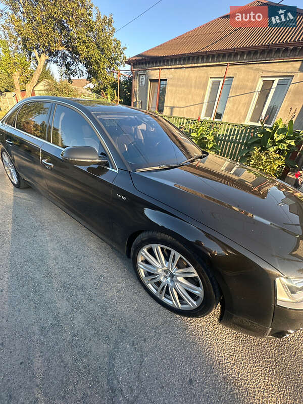 Седан Audi A8 2012 в Днепре