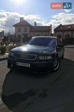 Седан Audi A8 1995 в 
