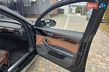 Седан Audi A8 2014 в Черновцах