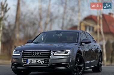 Седан Audi A8 2015 в Дрогобичі