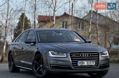 Седан Audi A8 2015 в 