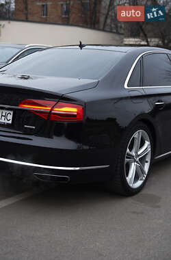 Седан Audi A8 2014 в 