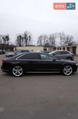 Седан Audi A8 2014 в 