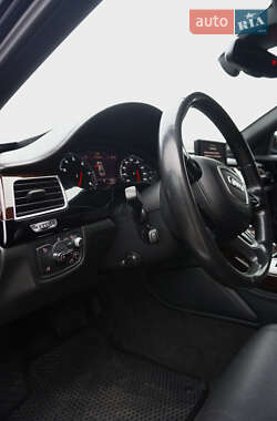 Седан Audi A8 2014 в 
