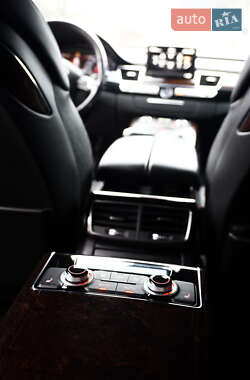 Седан Audi A8 2014 в 