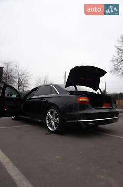 Седан Audi A8 2014 в 