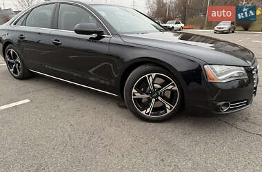 Седан Audi A8 2012 в Киеве
