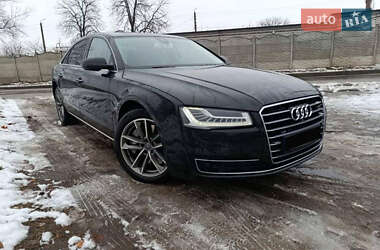 Седан Audi A8 2014 в Вишгороді