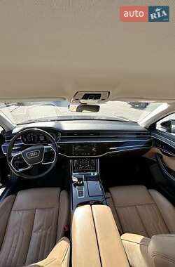 Седан Audi A8 2019 в 