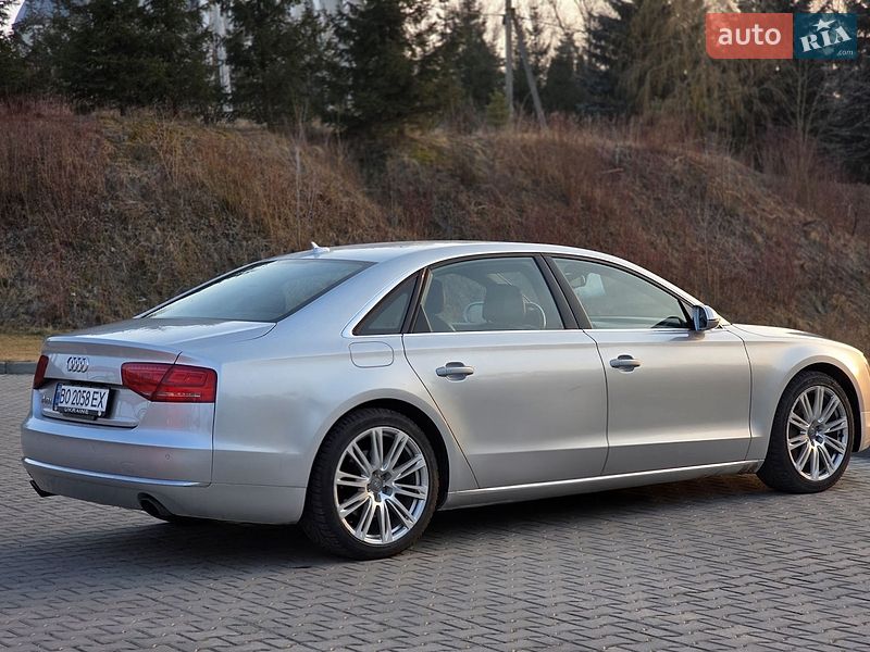 Седан Audi A8 2012 в Тернополе