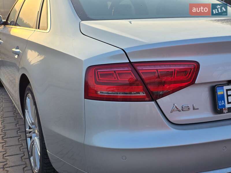 Седан Audi A8 2012 в Тернополе