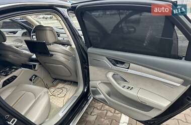 Седан Audi A8 2013 в 
