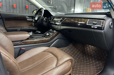 Седан Audi A8 2017 в 