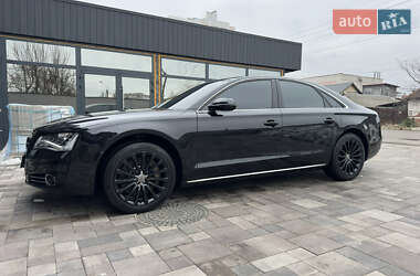 Седан Audi A8 2012 в Черкасах