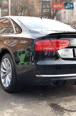 Седан Audi A8 2011 в 
