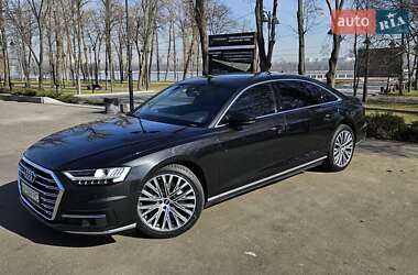 Седан Audi A8 2021 в Киеве