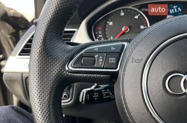 Седан Audi A8 2015 в 
