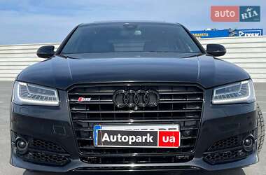 Седан Audi A8 2015 в 