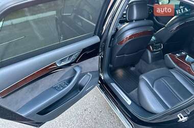 Седан Audi A8 2012 в 