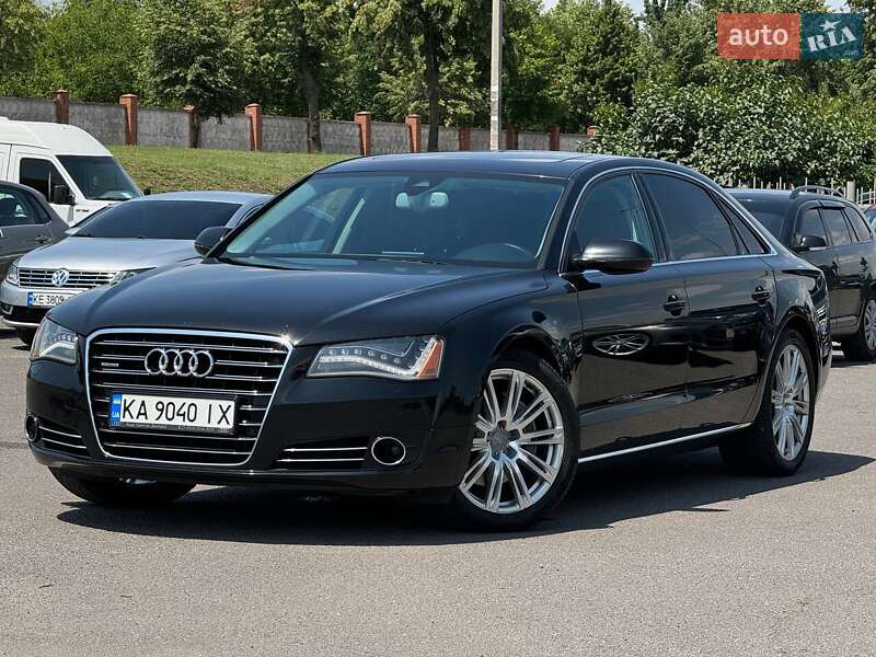 Седан Audi A8 2012 в Кривом Роге