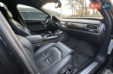 Седан Audi A8 2014 в Львове