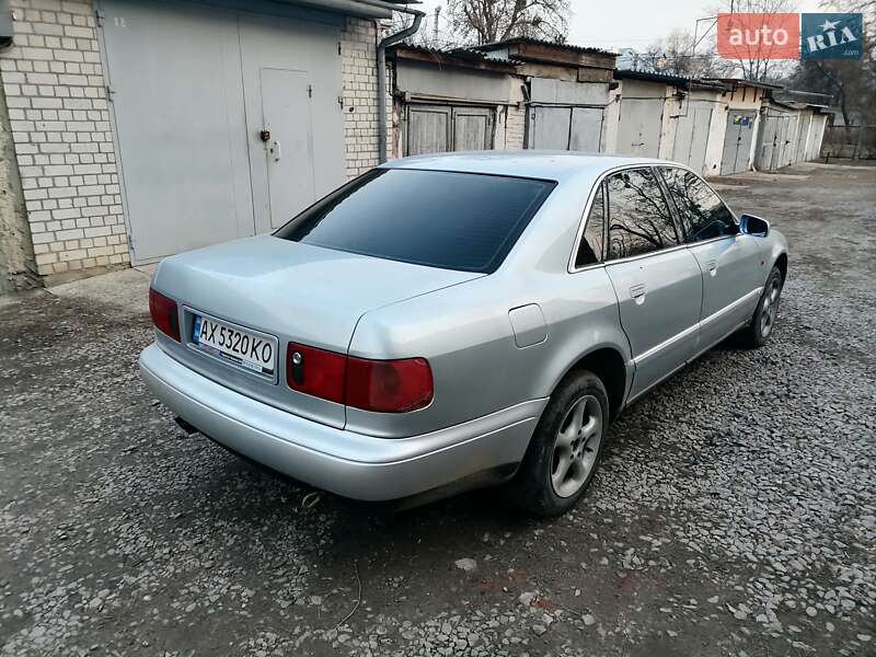Audi A8 1996