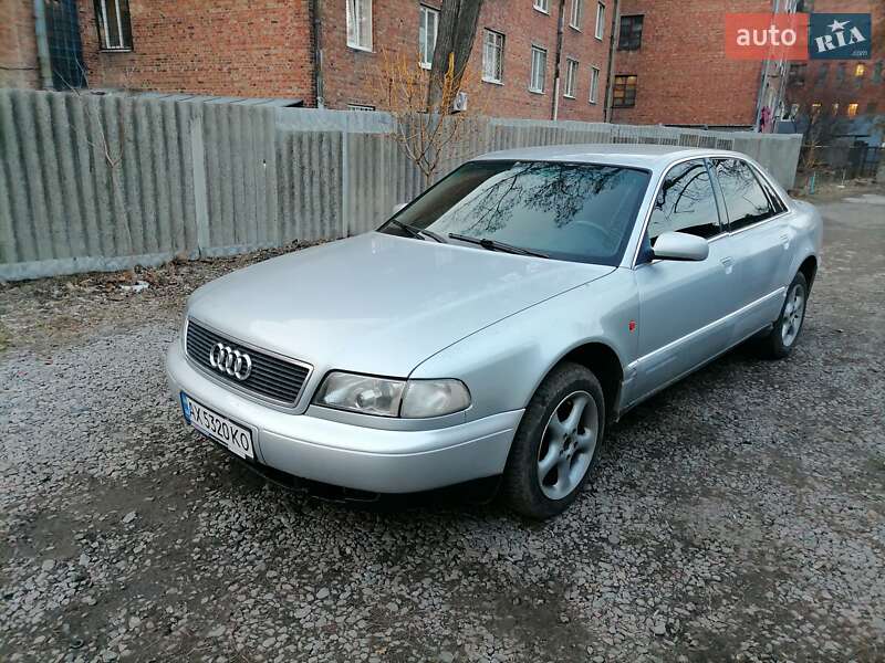 Седан Audi A8 1996 в Харькове