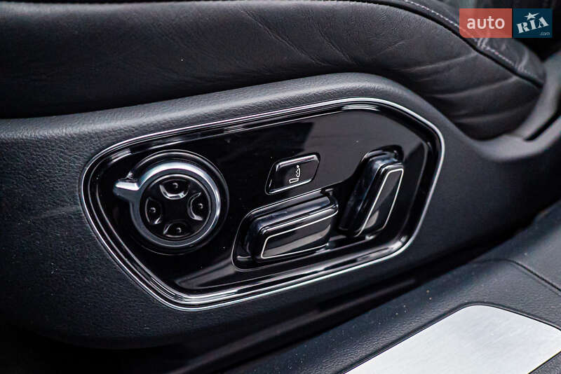 Седан Audi A8 2013 в Киеве фото 19 Седан Audi A8 2013 в Киеве