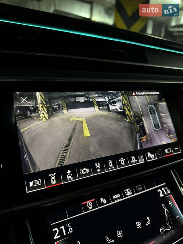Седан Audi A8 2021 в Киеве