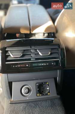 Седан Audi A8 2021 в 