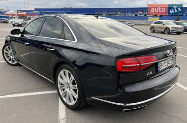 Седан Audi A8 2014 в 