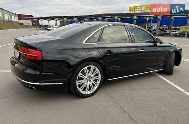 Седан Audi A8 2014 в Виннице