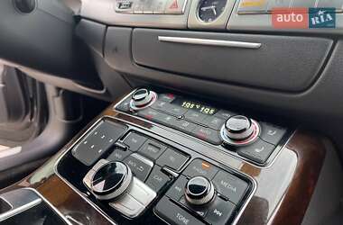 Седан Audi A8 2014 в 
