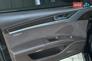 Седан Audi A8 2013 в 