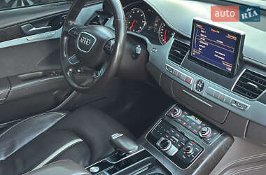 Седан Audi A8 2013 в 