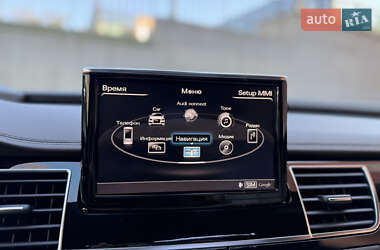 Седан Audi A8 2015 в 