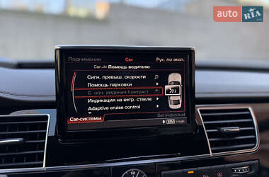 Седан Audi A8 2015 в 