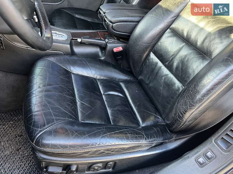 Седан Audi A8 2000 в Киеве