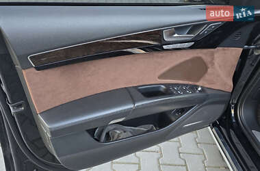 Седан Audi A8 2010 в 