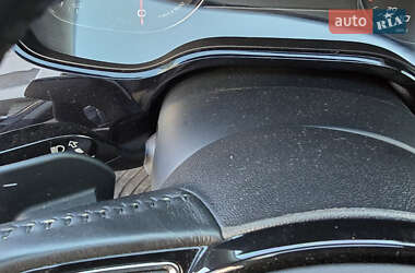 Седан Audi A8 2010 в 