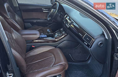 Седан Audi A8 2010 в 