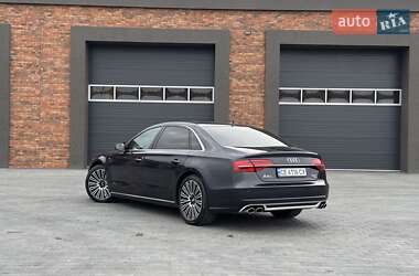 Седан Audi A8 2015 в 