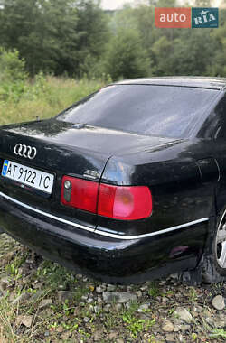 Седан Audi A8 2000 в 