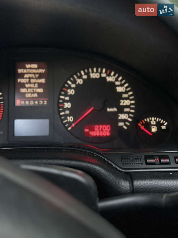Седан Audi A8 2000 в Сумах