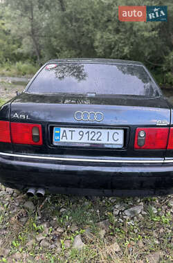 Седан Audi A8 2000 в 