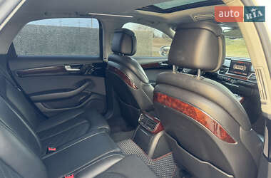 Седан Audi A8 2012 в 